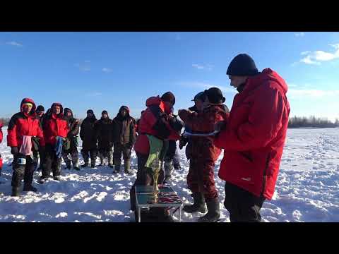 Видео: ЧЕМПИОНАТ ТОМСКОЙ ОБЛАСТИ ПО МОРМЫШКЕ 2021,оз.РОДНИКОВОЕ