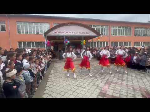 Видео: Маданият айылы. Т. Мусаев мектеби . Орус бийи. 💃💃💃💃