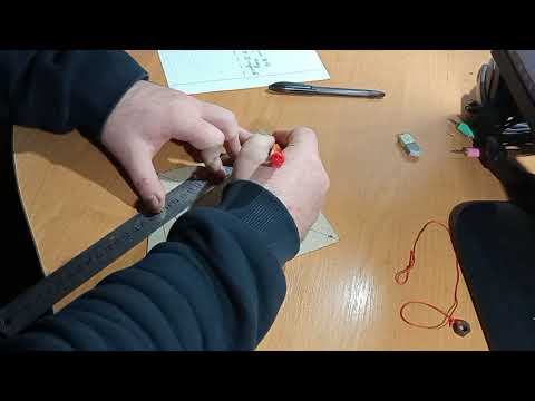 Видео: Лабораторна Робота №4 (10 Клас)