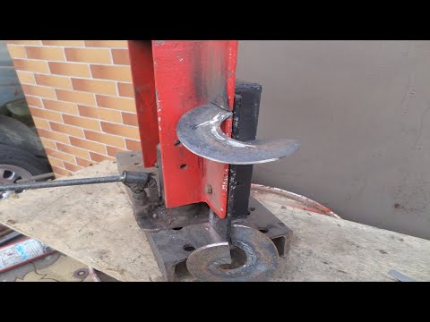 Видео: Пресс для производства витка шнека.