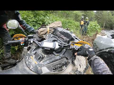 Видео: неймовірні пригоди квадроциклістів в Карпатах