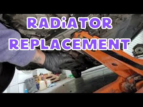 Видео: Замена радиатора Jeep Cherokee v6 3.2L 2014 года
