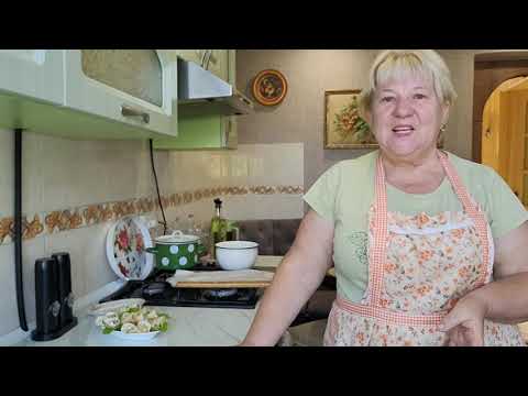 Видео: Закусочные блины с семгой и творожным сыром.