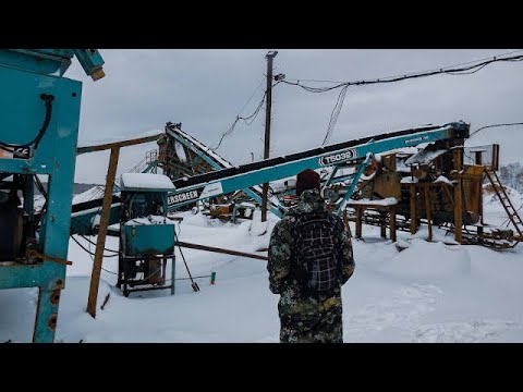 Видео: Трэш сталк #11 [ ВНАГЛУЮ ПРОНИКЛИ НА ДЕЙСТВУЮЩИЙ КАРЬЕР!!! ]