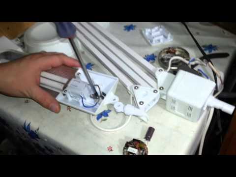 Видео: Ремонт настольной лампы. Долго включается, мерцает лампа.