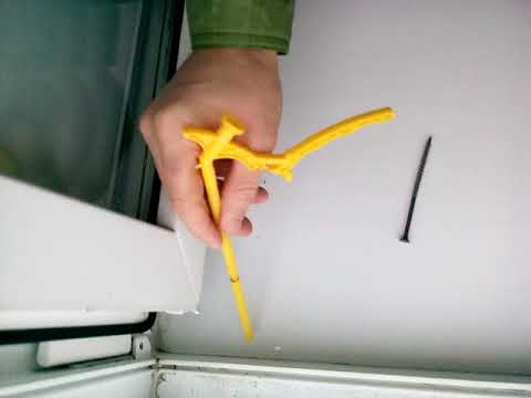 Видео: Если дует между подоконником и рамой