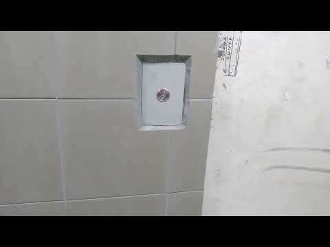 Видео: 🔥Сгорел пассажирский лифт!🔥 Грузопассажирский лифт КМЗ-1998 г (@ г. Москва, Тайнинская, 13к2, под-1)