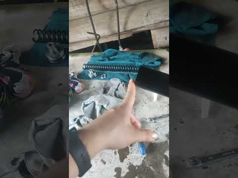 Видео: Замена масла и сальников в вилке RMS Regulmoto CRX 300 PRO