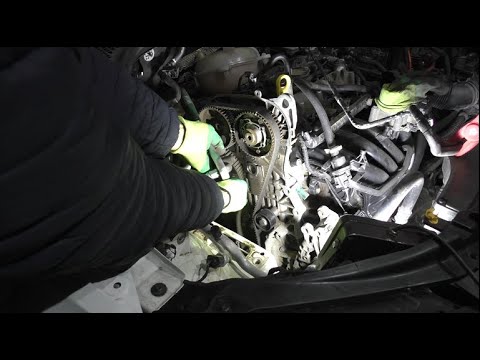 Видео: Замена ремня ГРМ и роликов на Skoda Octavia 1,6 Шкода Октавия 2016 года  2часть