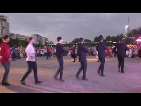 Видео: Адыгэ Джэгу на пл. Абхазии, Нальчик 2019 ПОЛНОЕ ВИДЕО