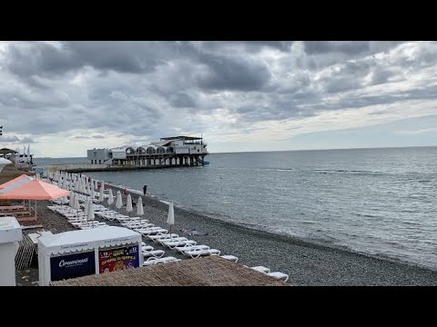Видео: Отпуск в Сочи. Иду к морю через парк имени М.В.Фрунзе