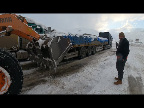 Видео: ДАЛЬНОБОЙ ЗИМОЙ. МОРОЗ ГОЛОЛЕД. Замерзли воздушные трубки