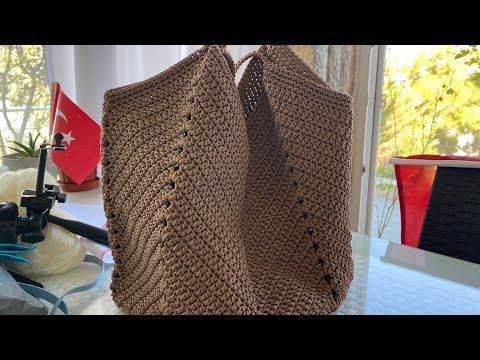 Видео: Вязаная Сумка зигзагом #крючком