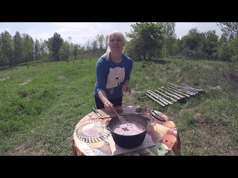 Видео: КУПИЛ ХУТОР в ЛЕСУ на краю БОЛОТА. Часть 39.  Затащил на ДУБ борть.