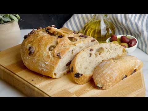 Видео: Простой греческий оливковый хлеб (без замешивания)