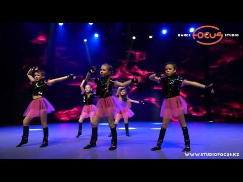 Видео: Diamonds - Rock party | Летний отчётный концерт 2019 | Dance Studio Focus