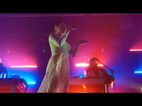 Видео: Cream Soda - Подожгу @ Галактика Развлечений, Челябинск 25.09.2021