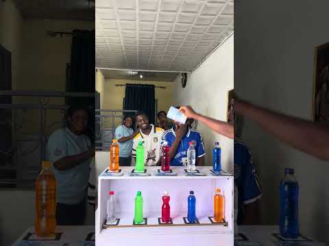 Видео: 🆕 Игра 🚨 — ЛУЧШАЯ ИНТЕРЕСНАЯ, СМЕШНАЯ И ЗАБАВНАЯ СЕМЕЙНАЯ ИГРА НА ПОДБОР ЦВЕТА БУТЫЛОК — ПОДПИШИТЕСЬ