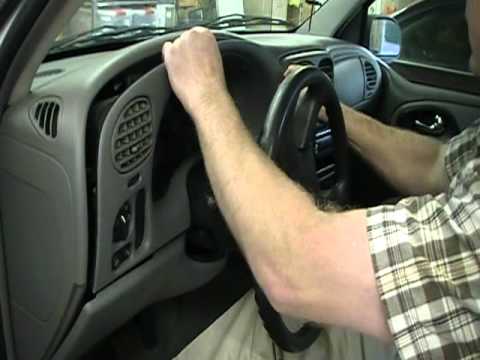Видео: Процедура снятия приборной панели Chevrolet Trailblazer от Cluster Fix
