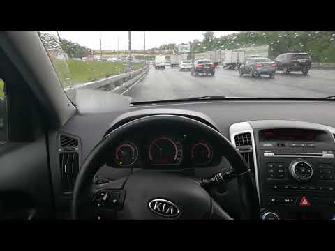 Видео: ведет руль в сторону