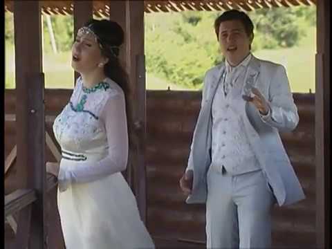 Видео: Алина Азат Каримовлар - Эзлэр идем сине, бары сине