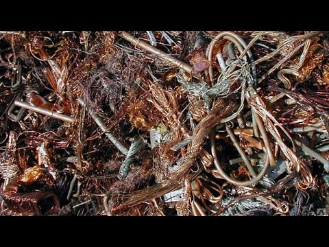 Видео: Неожиданный большой сброс. Копаю каждый день. Цветной металл сам меня находит.