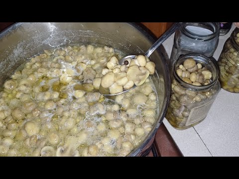 Видео: МАРИНОВАНІ ПЕЧЕРИЦІ. Дуже смачний маринад для печериць.