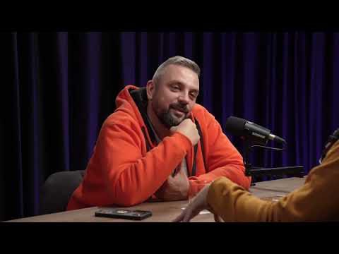 Видео: Как построить агентство с оборотом в 130 млн рублей и путешествовать?