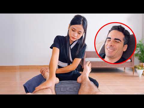 Видео: ASMR: Удивительный лаосский рефлексотерапевтический массаж стоп с акупрессурными палочками