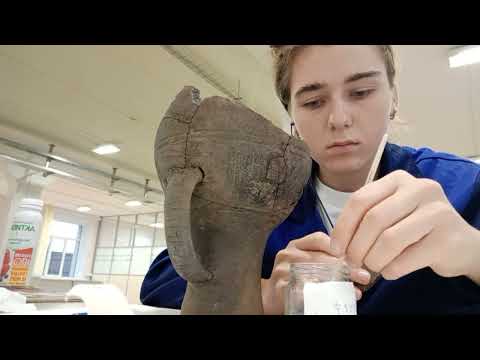 Видео: РЕСТАВРАЦИЯ КЕРАМИЧЕСКОГО КУВШИНА / RESTORATION OF A  CLAY PITCHER
