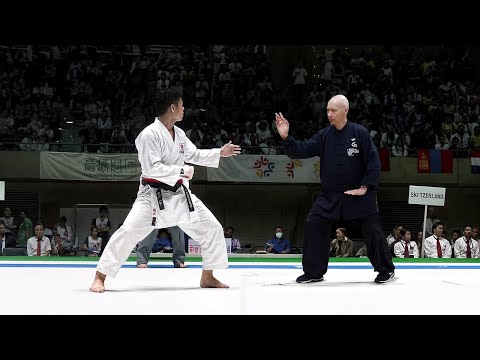 Видео: Редкие кадры поединка мастера Вин-Чунь против эксперта карате — вы такого еще не видели!