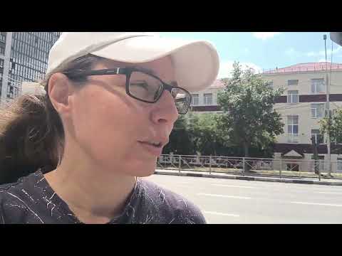 Видео: Шопинг с подростком: футболка-призрак