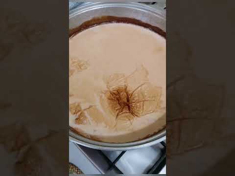 Видео: Как сделать топлёное молоко. Рецепт топленого молока по деревенски