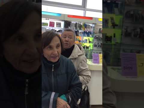 Видео: Скандал в «Связном» или как вставить сим-карту в это вещество...🤣🤣🤣 смотреть до конца 🙈🙈🙈