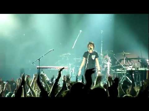 Видео: Земфира - Казанова (Arena Moscow 12.12.2011)