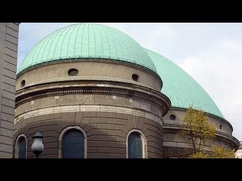 Видео: Купольные крыши в современных домах и постройках. Строительство купола. Архион