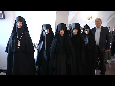 Видео: Освящение Сретенского храма в Сретенском монастыре с. Батурино