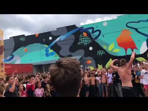 Видео: ВЫСТУПЛЕНИЕ COLDCLOUD'a НА RHYMES SHOW / ЛАЙВ / СЛЭМ / НОВЫЙ ТРЕК / ФАНАТКИ  / RHYMES SHOW EPISODE 2