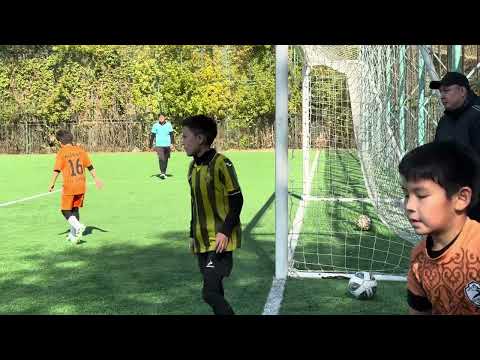 Видео: Кубок дружбы ⚽️👍🇰🇿 Кайрат 2013 - Jeyran 2015 2 тайм [0:1]