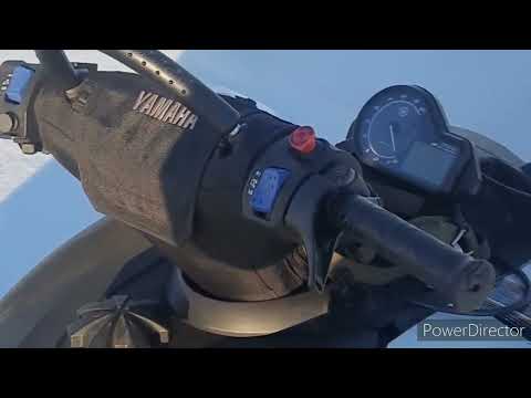 Видео: Снегоход Ямаха Профессионал,110 км/ч не предел.Проверяю натяжение гусеницы.