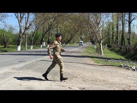 Видео: Мама встречает сына из армии