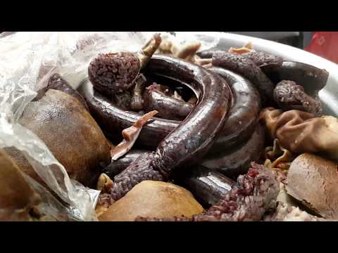 Видео: популярная свиная кровяная колбаса на корейском традиционном рынке - корейская колбаса