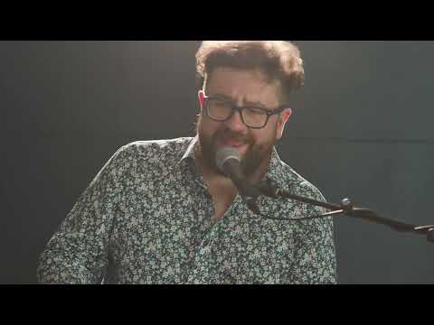 Видео: Cabernet Deneuve - Клетка