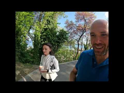 Видео: Бягащият подкаст с Милица Мирчева