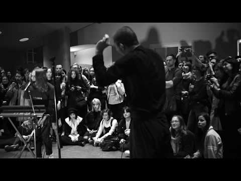 Видео: SHORTPARIS - Новокузнецк // Перформанс "АКТУАЛЬНОСТЬ НЕОЭКСПРЕССИОНИЗМА"