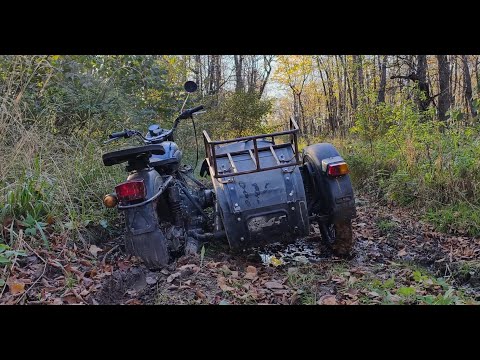 Видео: УРАЛЬСКИЕ БУДНИ - ЗАСТРЯЛ В ЛЕСУ (и выехал...)