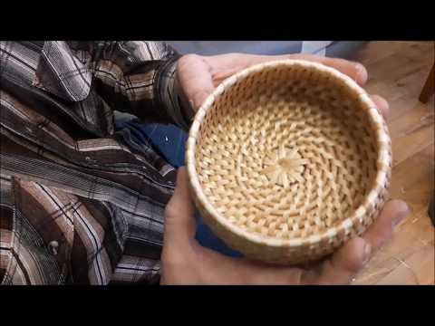 Видео: Плетение стенок спиральным плетением