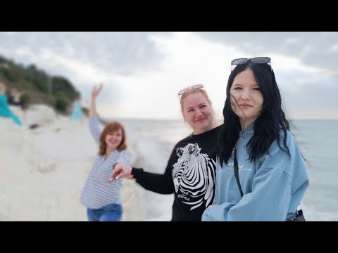 Видео: АБХАЗИЯ ОСЕНЬЮ - ошалеть от красоты! + Цены на рынке Гагры