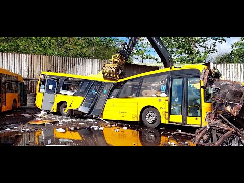 Видео: Утилизация автобуса