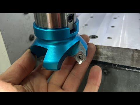 Видео: Замена шпинделя с ER20 на шпиндель с BT30